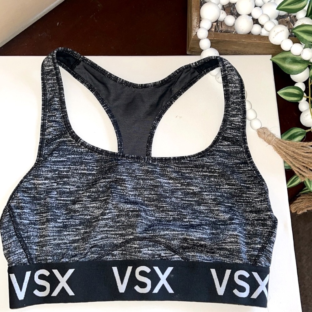 Vs sports bra like new